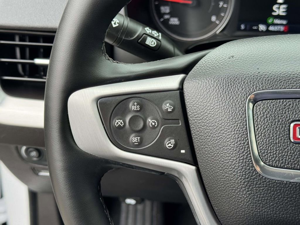 Used 2024 GMC Terrain SLT image 10