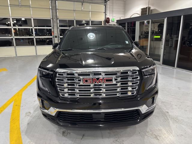 Used 2024 GMC Acadia Denali AWD/4WD image 3