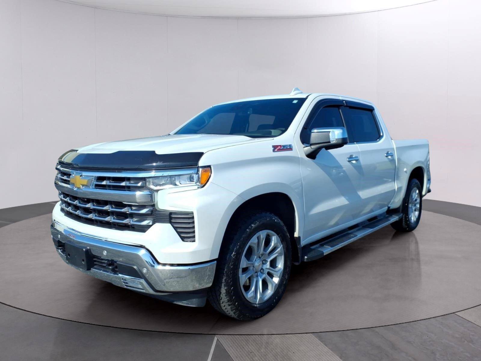 Used 2024 Chevrolet Silverado 1500 LTZ w/ LTZ Convenience Package II AWD/4WD image 1