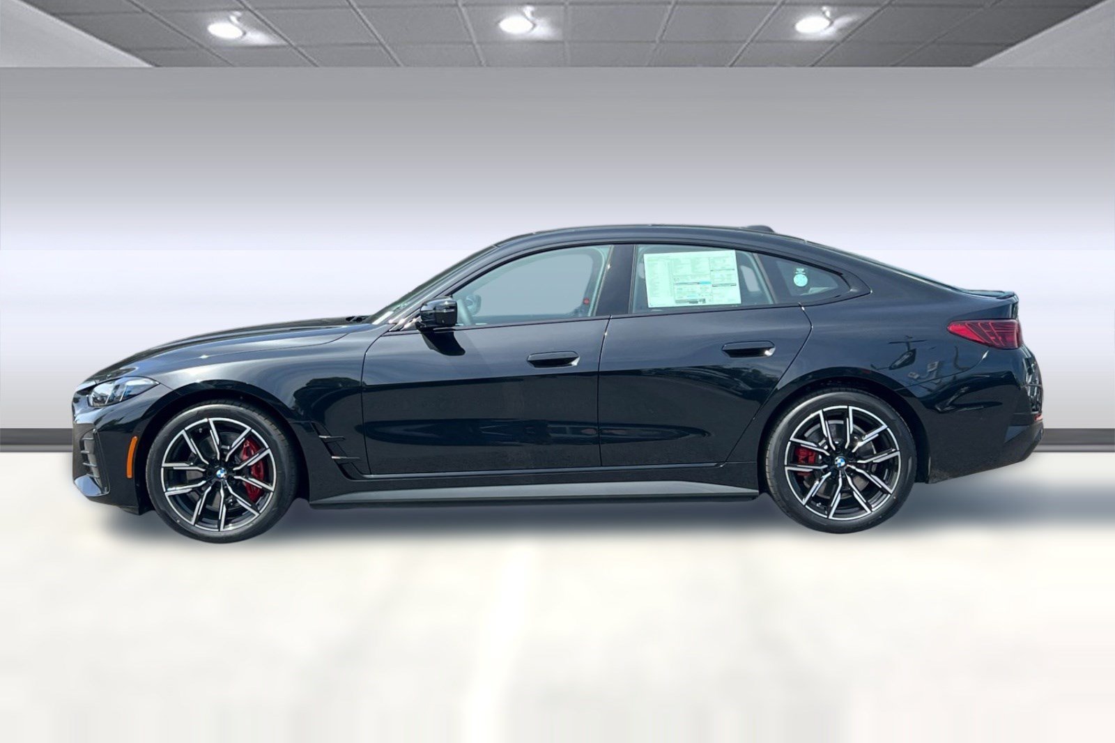 New 2026 BMW i4 eDrive40 w/ M Sport Package RWD image 2