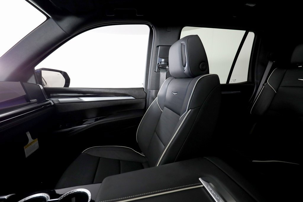Used 2026 Cadillac Escalade Sport w/ Touring Package image 44