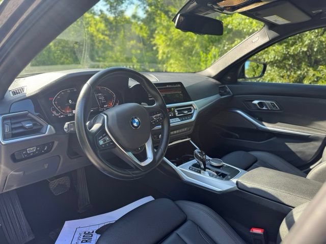 Used 2021 BMW 330i xDrive Sedan w/ Premium Package AWD/4WD image 9