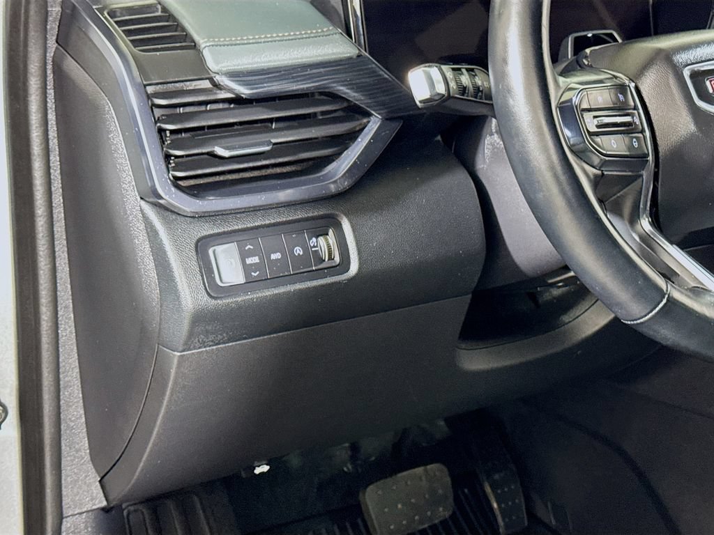 Certified 2024 GMC Acadia AT4 w/ Super Cruise Package AWD/4WD image 8