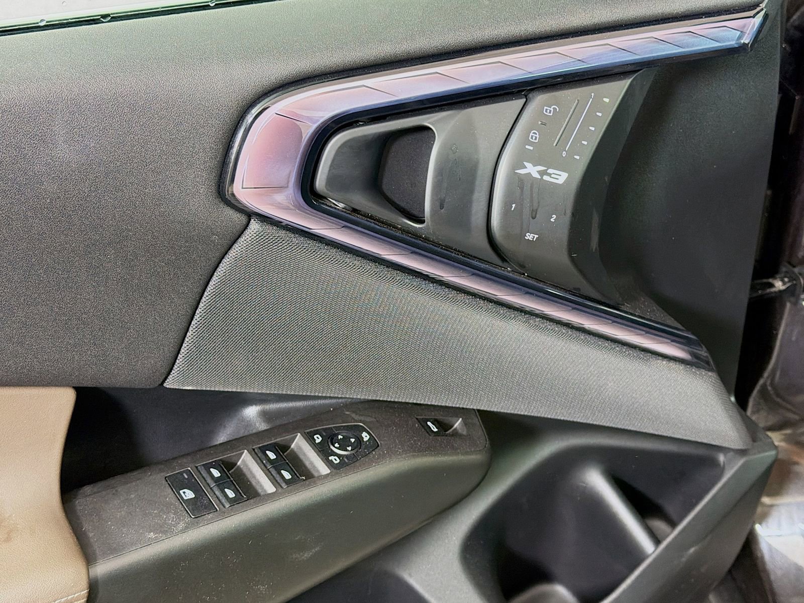 Used 2025 BMW X3 xDrive30i w/ Premium Package image 19