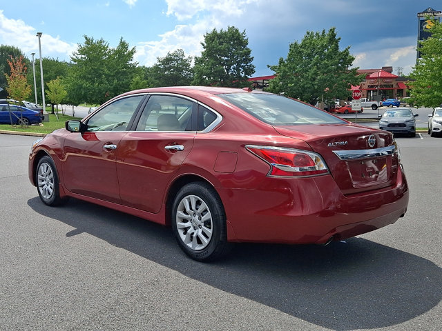 Used 2015 Nissan Altima 2.5 S w/ Power Driver Seat Package FWD image 4