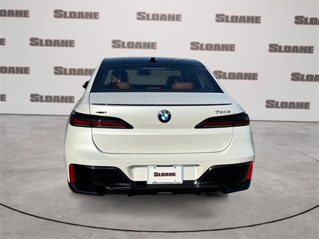 Certified 2026 BMW 750e xDrive 750e xDrive w/ Executive Package image 4