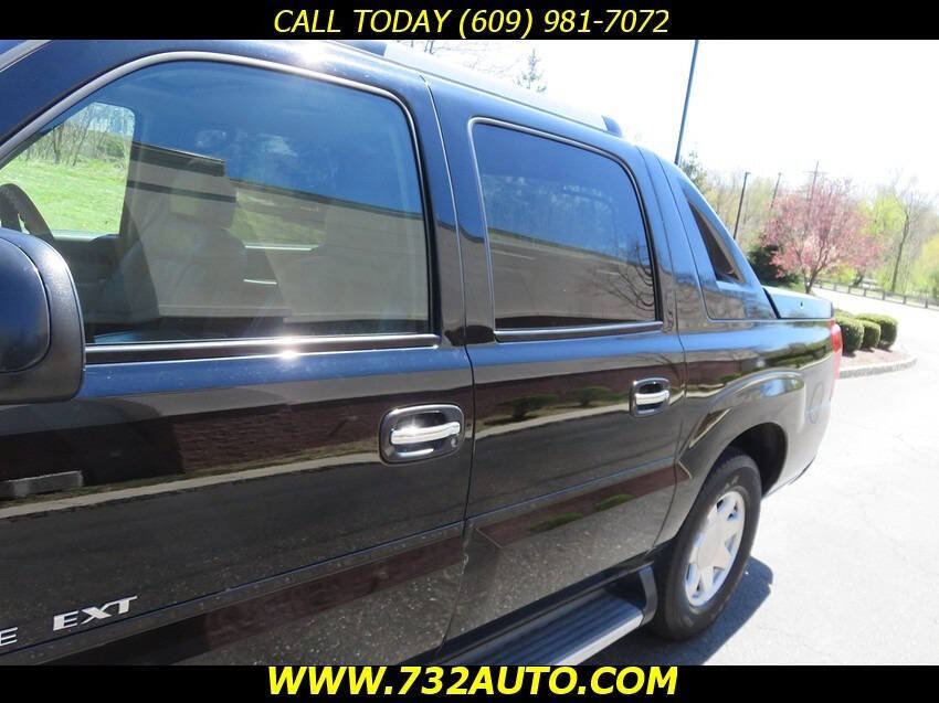 Used 2002 Cadillac Escalade EXT AWD/4WD image 30