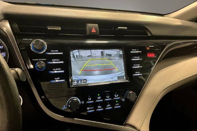 Used 2019 Toyota Camry LE w/ Convenience Package FWD image 14