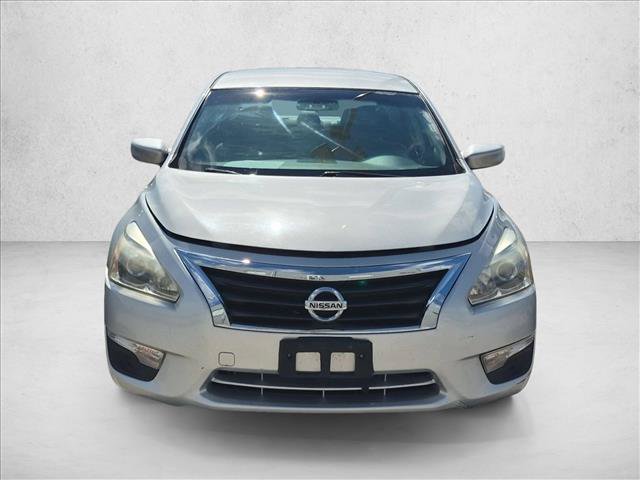 Used 2014 Nissan Altima 2.5 S FWD image 2