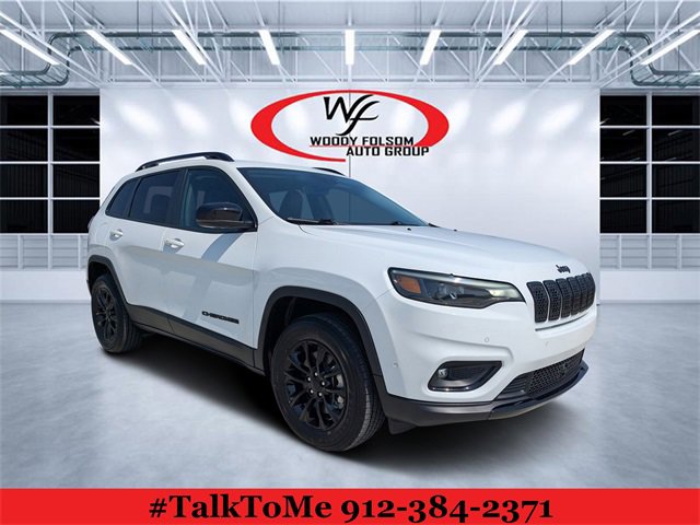 Used 2023 Jeep Cherokee Altitude Lux