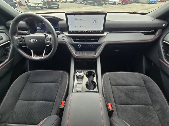 Used 2025 Ford Explorer ST RWD image 40