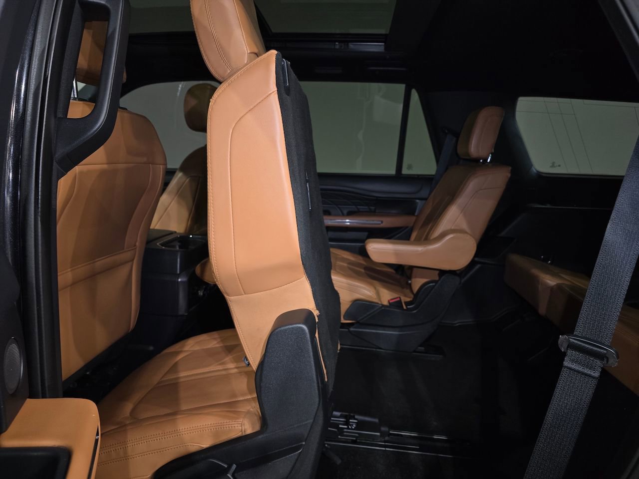 Used 2022 Ford Expedition Platinum image 39