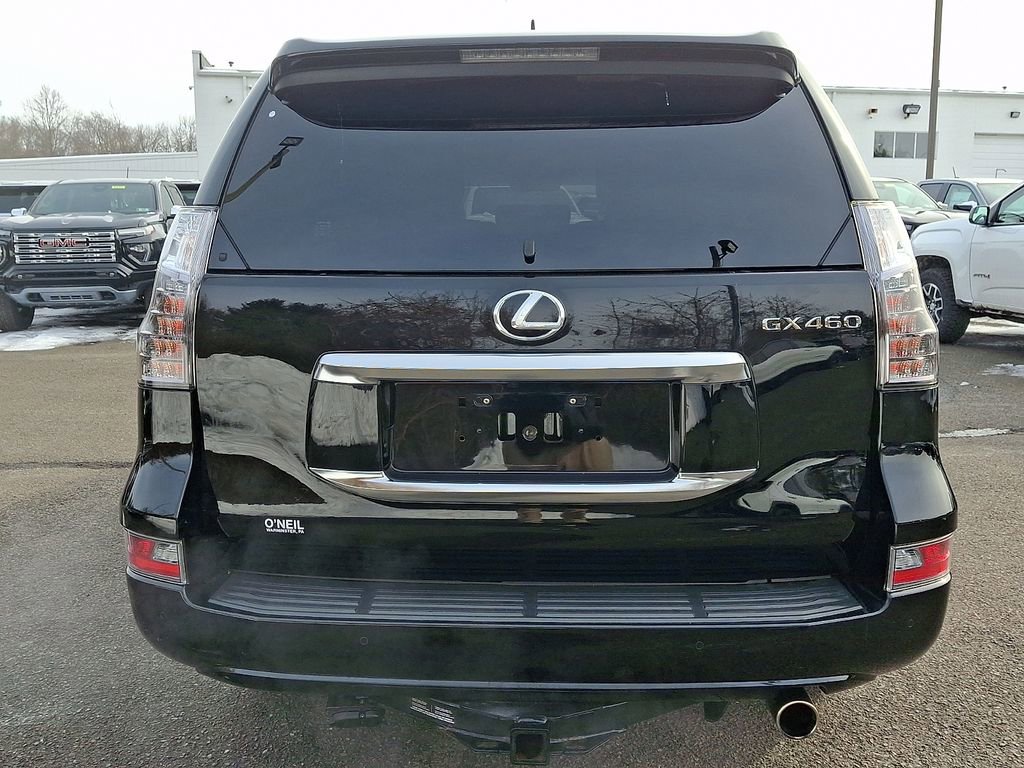 Used 2021 Lexus GX 460 Premium w/ Premium Package image 5
