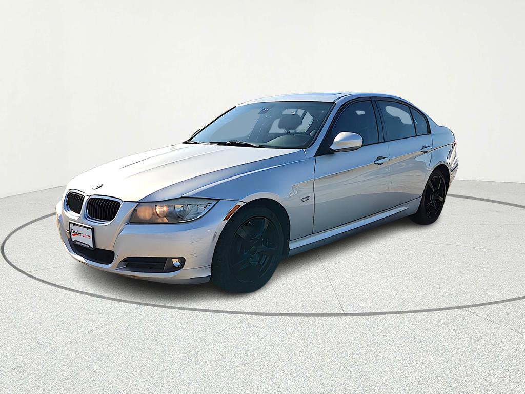 Used 2011 BMW 328i 328i image 2