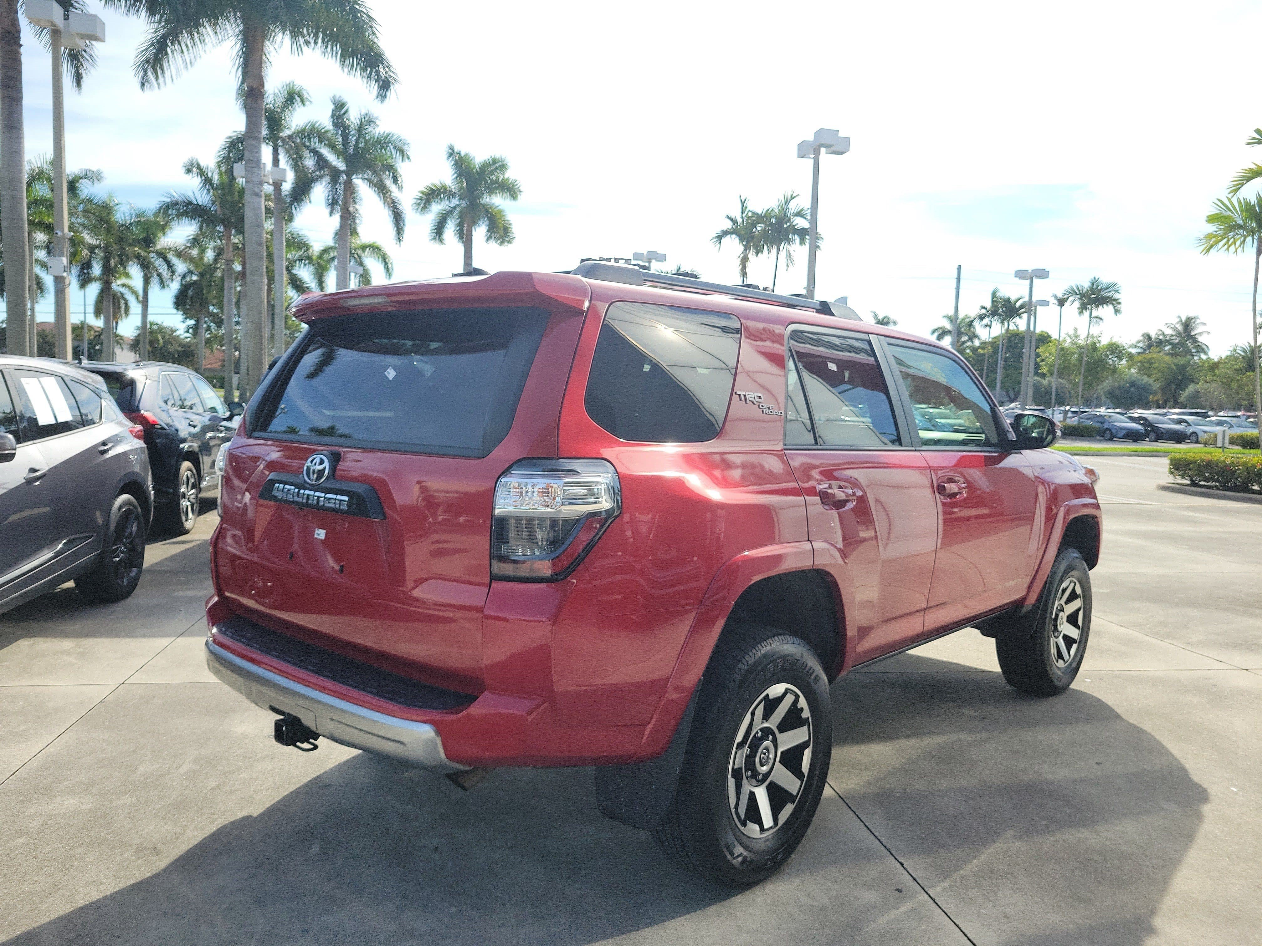 Used 2023 Toyota 4Runner TRD Off-Road Premium w/ Off Road Premium Plus Package AWD/4WD image 7