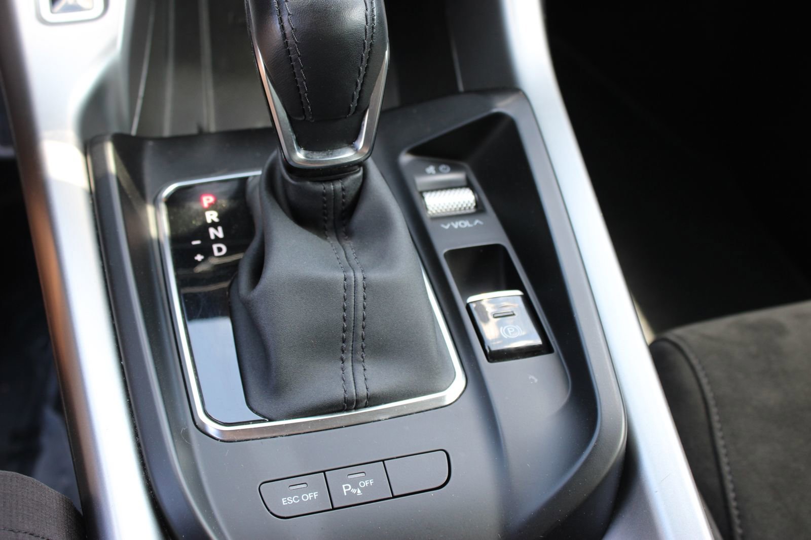 Used 2024 Dodge Hornet GT w/ Track Pack image 18