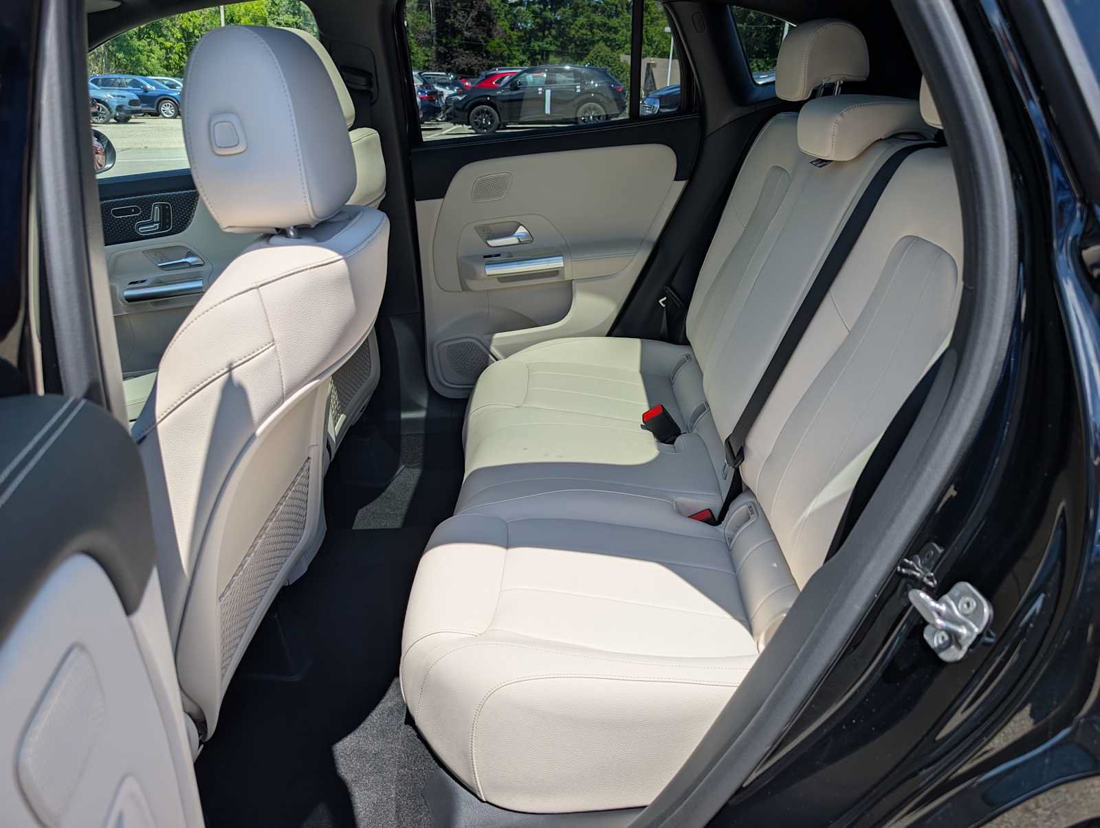 New 2026 Mercedes-Benz GLA 250 4MATIC image 17