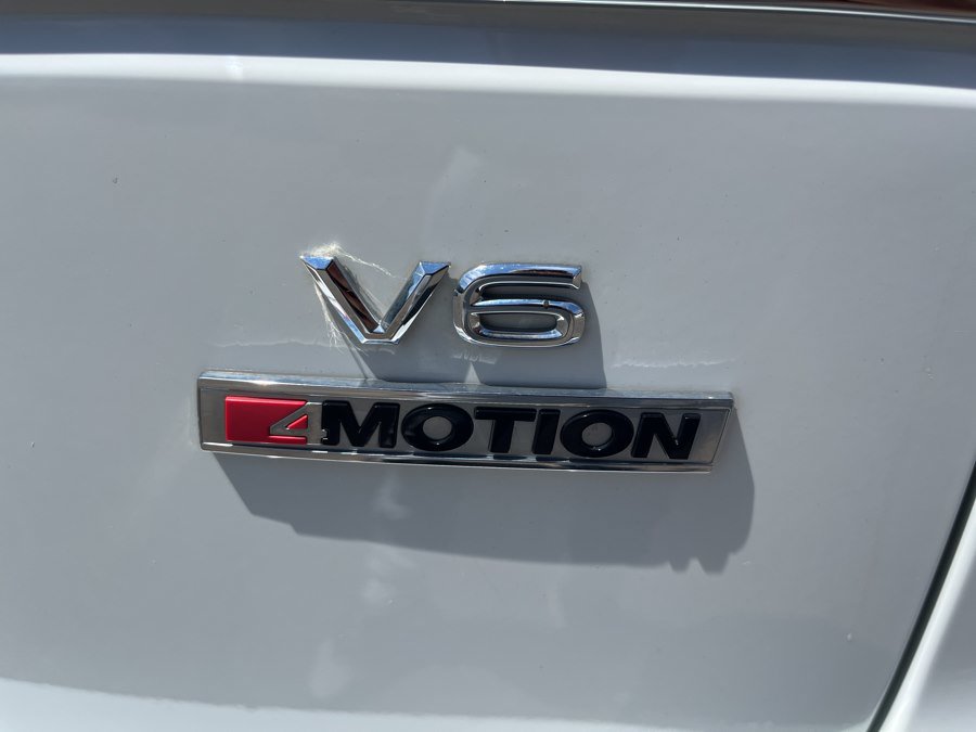 Used 2018 Volkswagen Atlas SEL AWD/4WD image 30