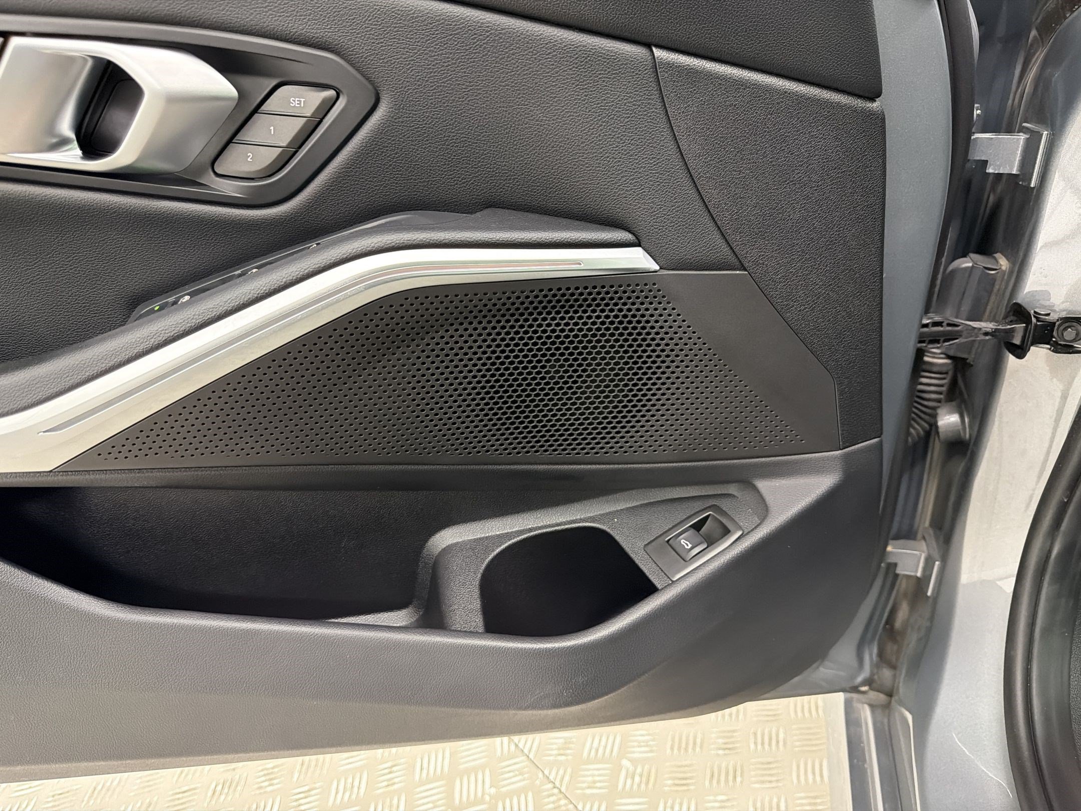 Used 2025 BMW 330i Sedan RWD image 30