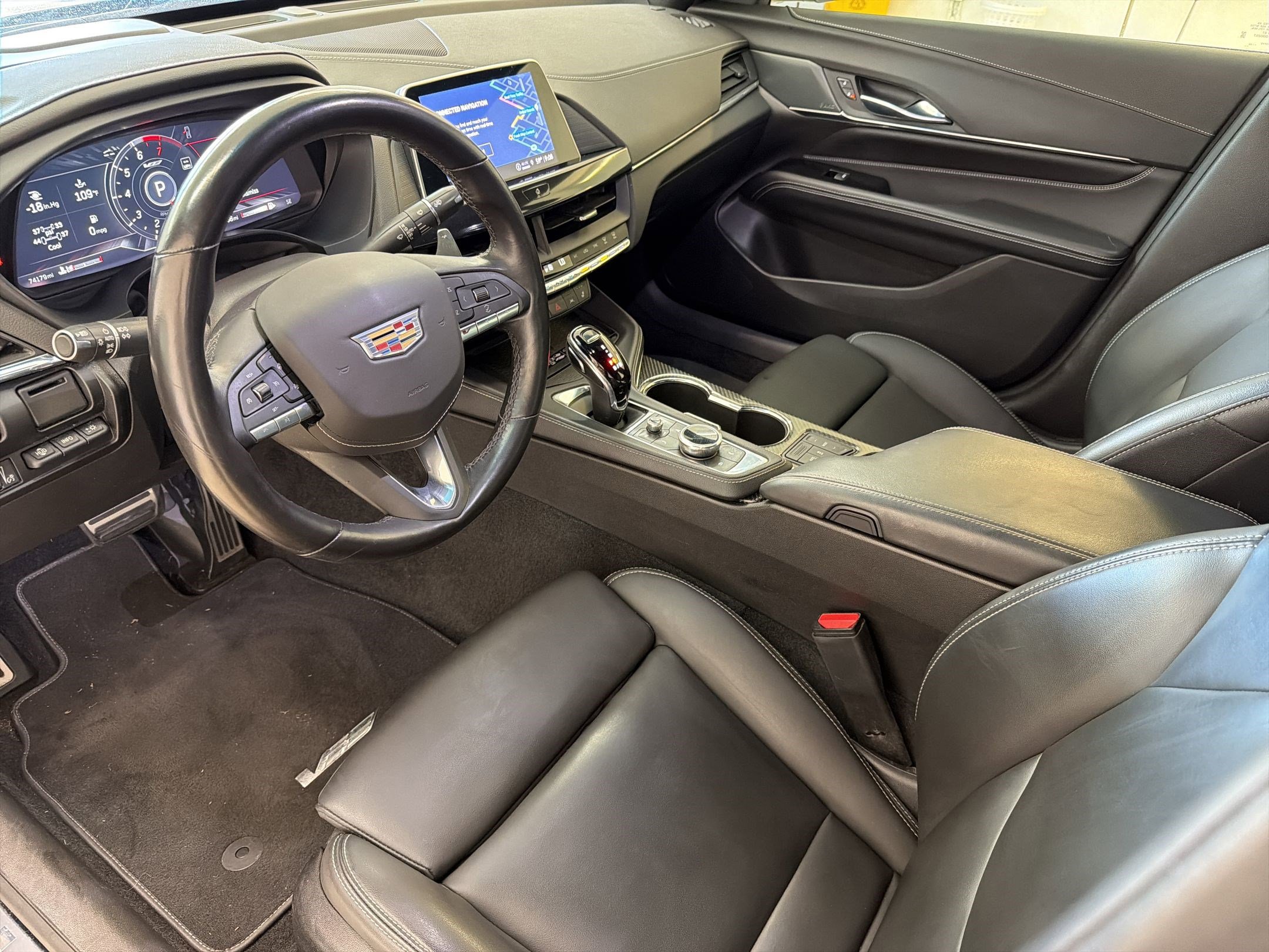 Used 2023 Cadillac CT4 V Blackwing w/ LPO, Bronce Accent Package RWD image 4