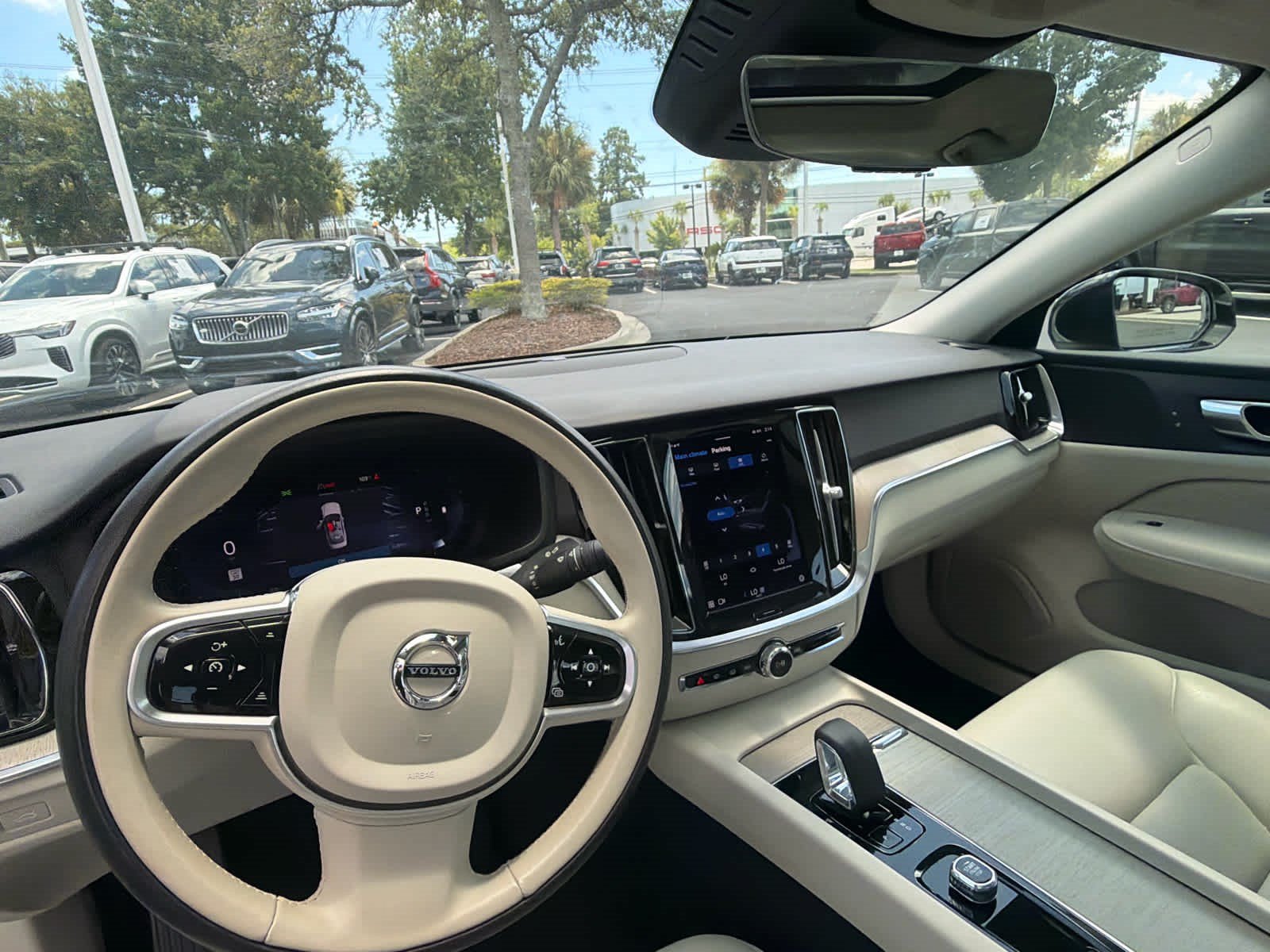Certified 2024 Volvo S60 B5 Plus FWD image 27