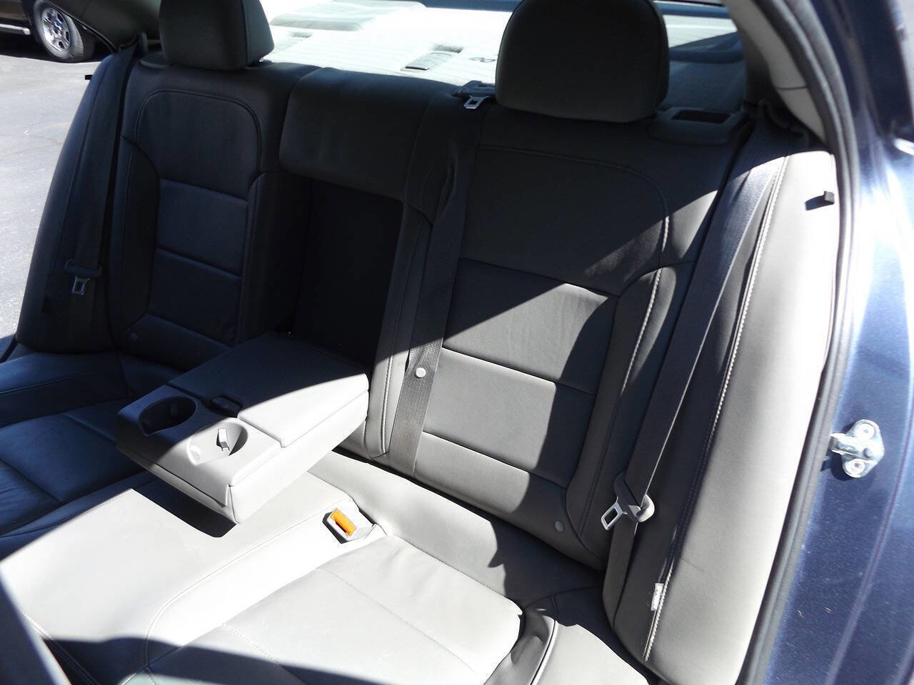 Used 2015 Chevrolet Malibu LT w/ Leather Package image 15