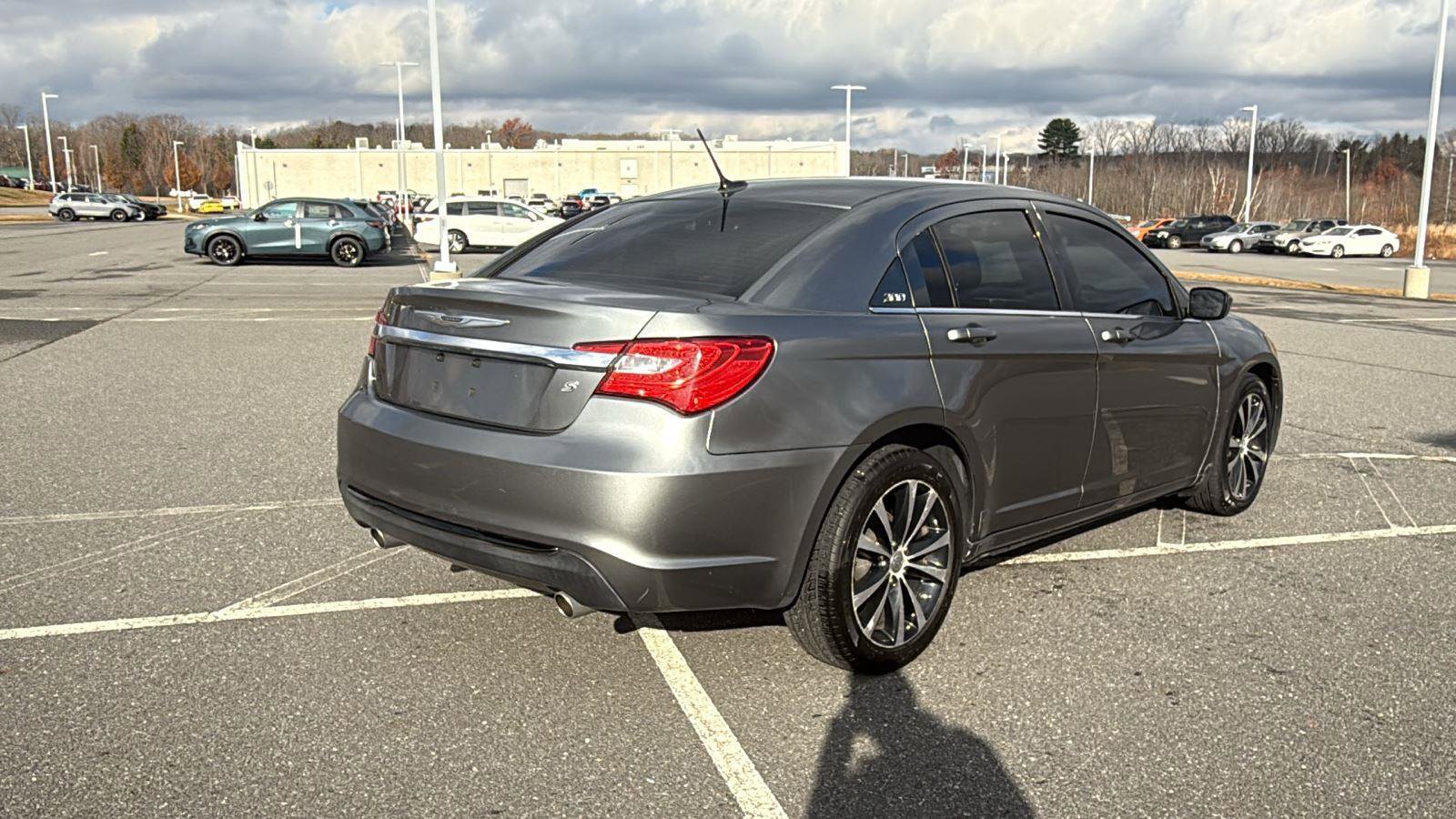 Used 2013 Chrysler 200 Limited w/ Sun/Sound Group image 7