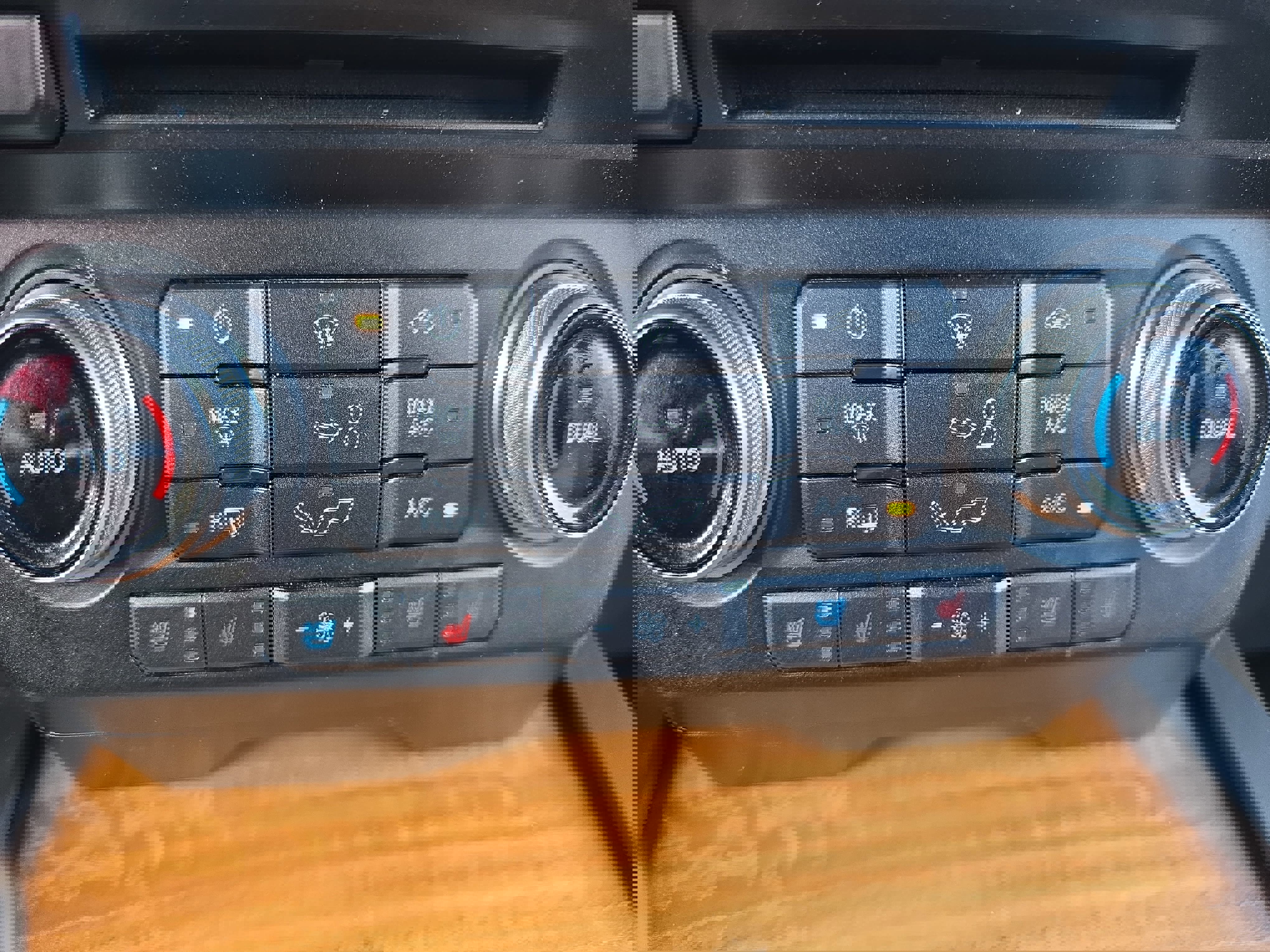 Used 2017 Ford F150 Limited w/ Trailer Tow Package image 21