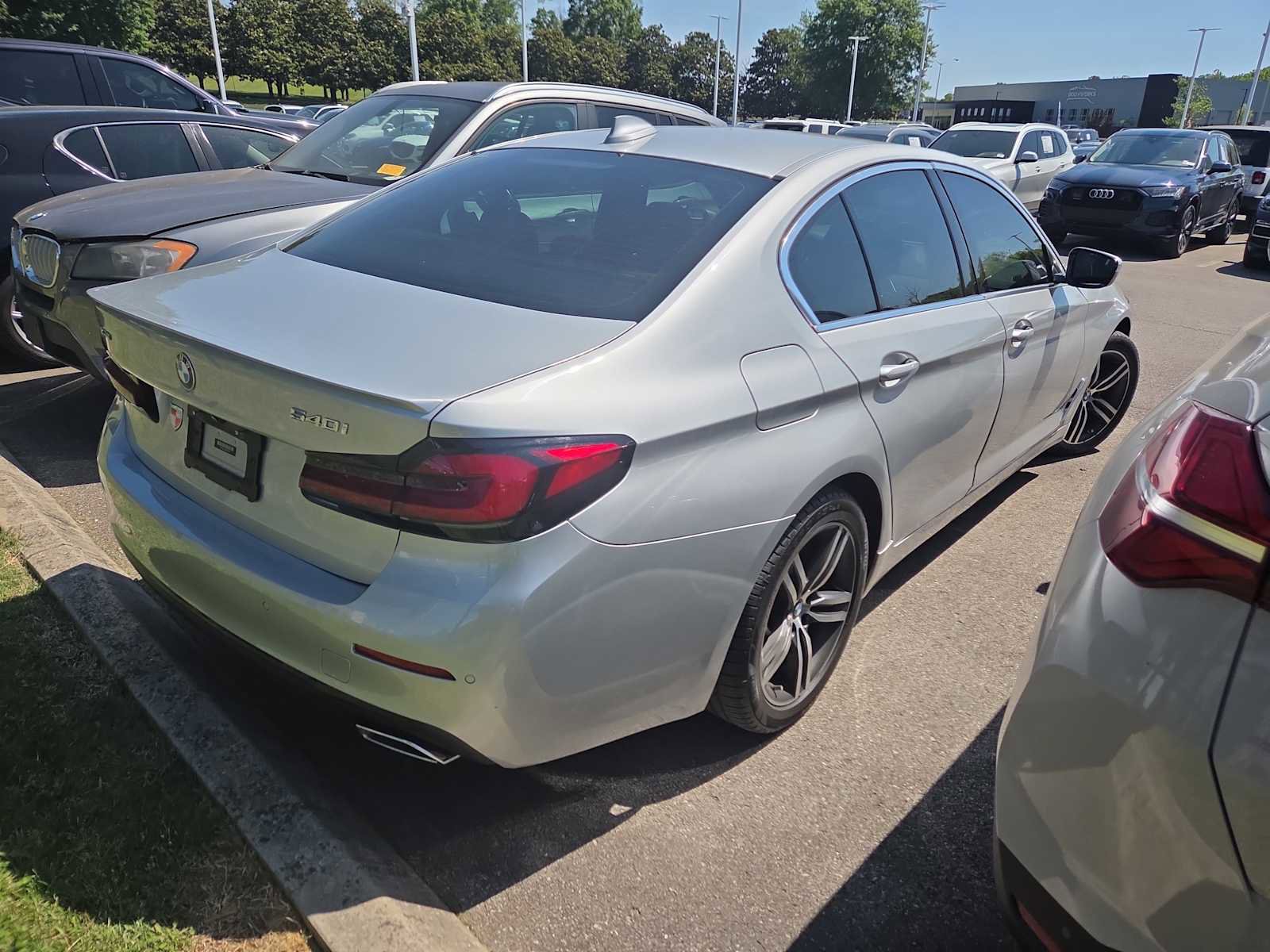 Used 2021 BMW 540i xDrive w/ Premium Package AWD/4WD image 5