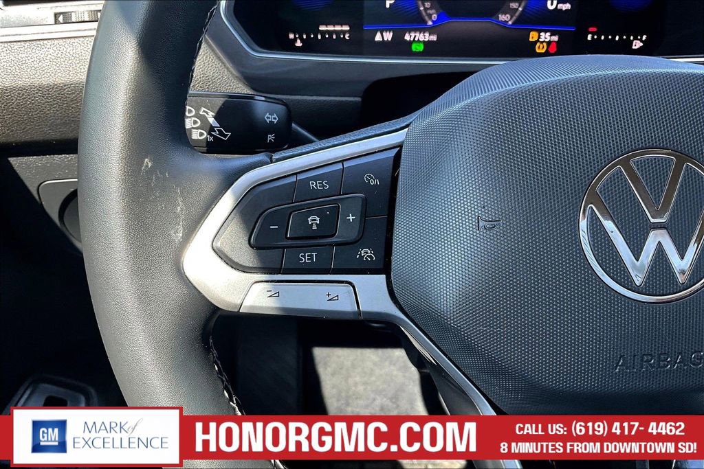 Used 2022 Volkswagen Tiguan SE FWD image 11