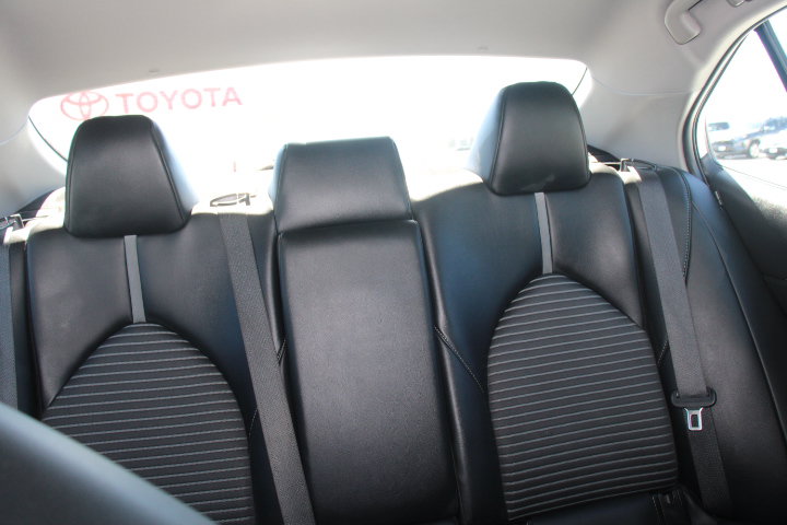 Used 2023 Toyota Camry SE FWD image 21