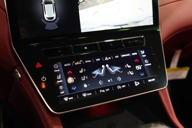 Used 2025 Maserati Grecale Modena AWD/4WD image 27