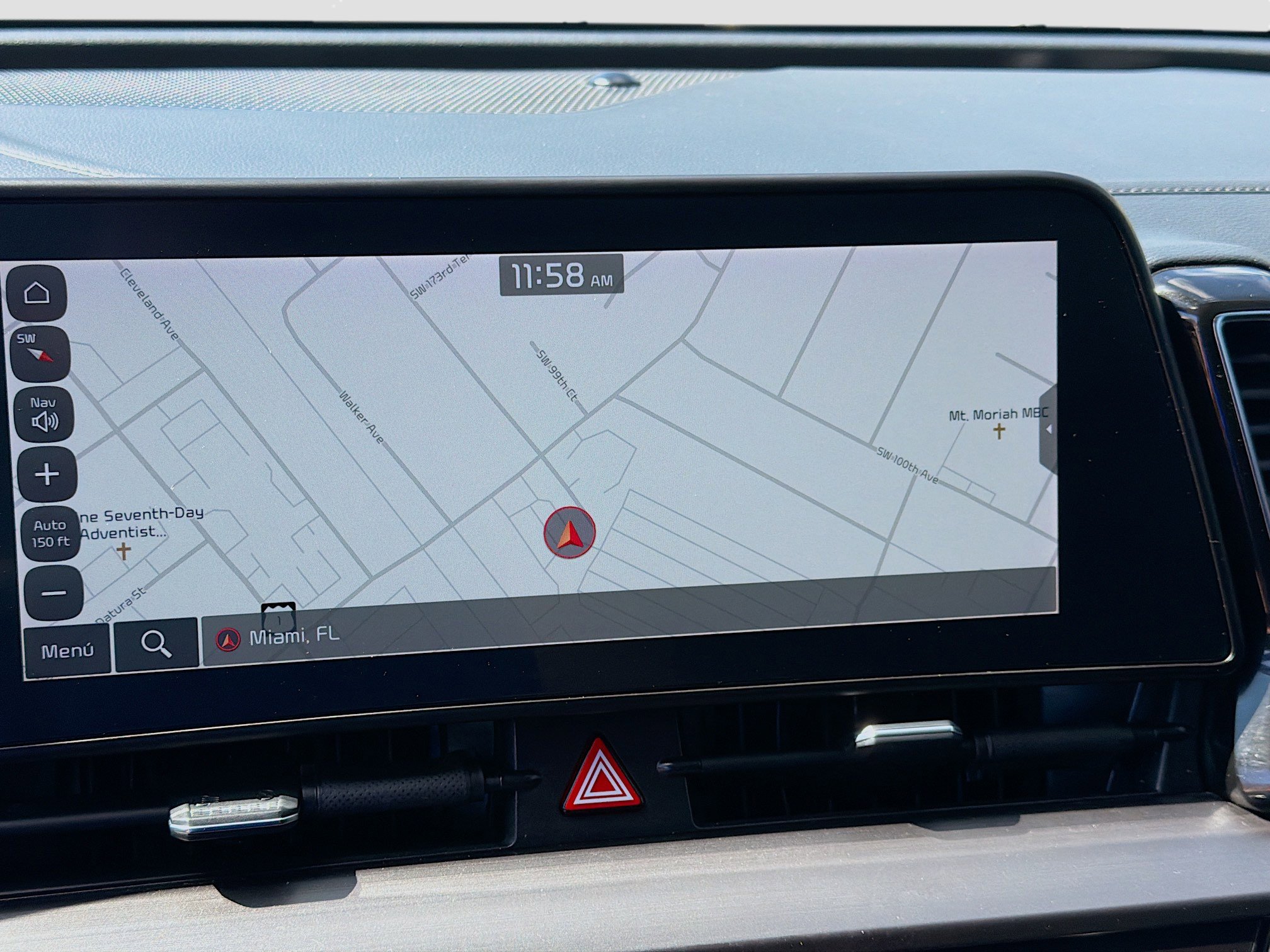 Used 2024 Kia Sportage EX image 13