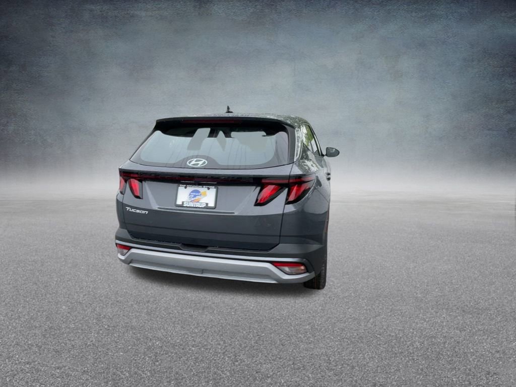 Certified 2025 Hyundai Tucson SE image 21