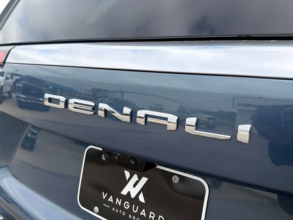 New 2026 GMC Yukon XL Denali image 7