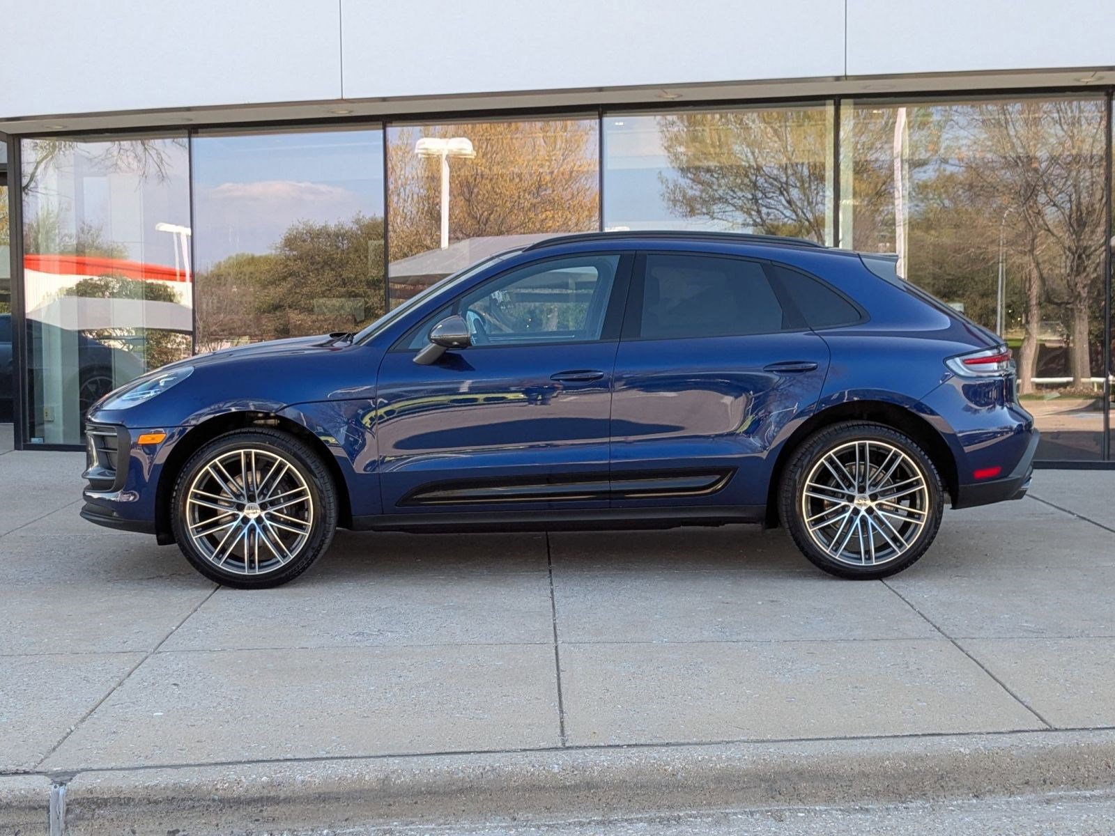 New 2026 Porsche Macan Turbo image 2