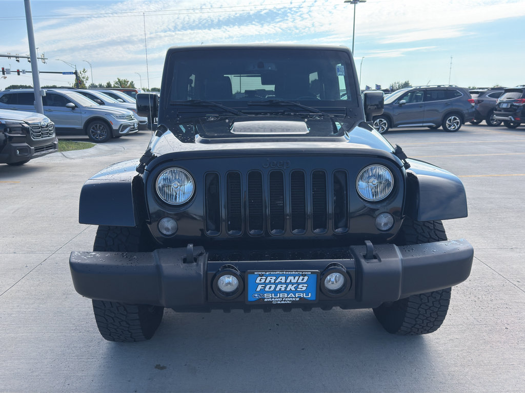 Used 2015 Jeep Wrangler Unlimited Sahara AWD/4WD image 3
