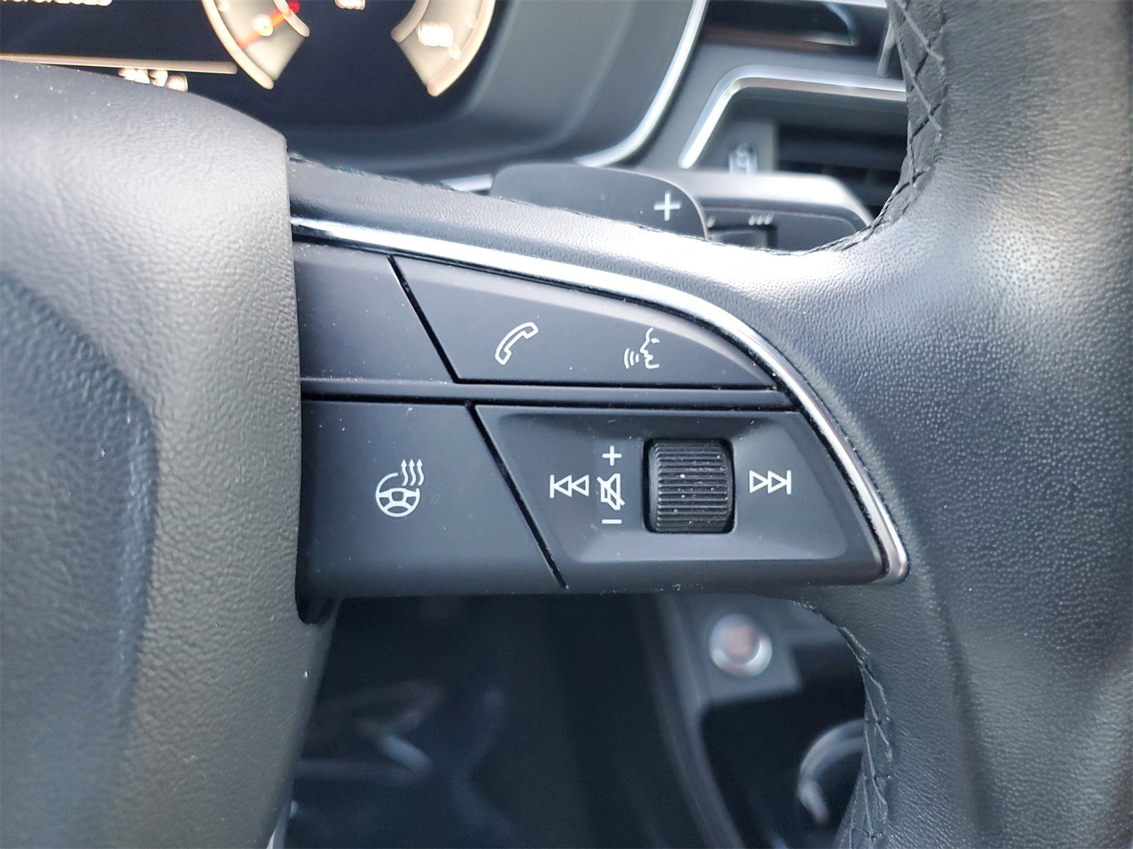 Used 2023 Audi A4 2.0T Premium Plus image 14