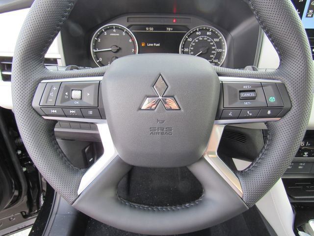 New 2026 Mitsubishi Outlander SE image 31