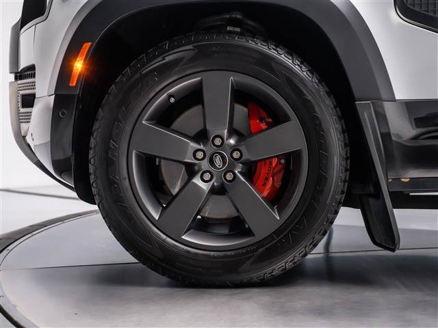 Used 2023 Land Rover Defender 110 X AWD/4WD image 11