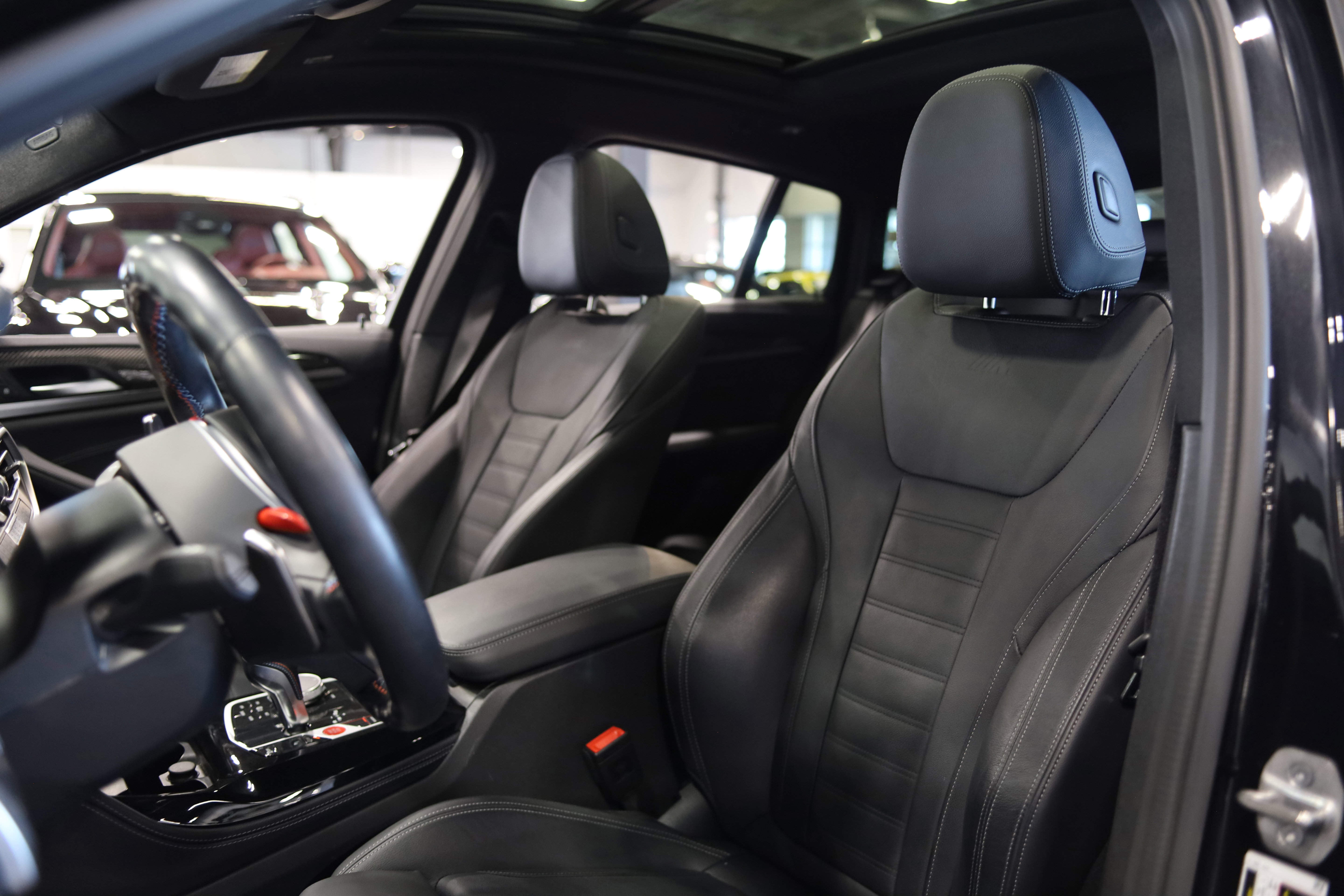 Used 2022 BMW X4 M AWD/4WD image 17