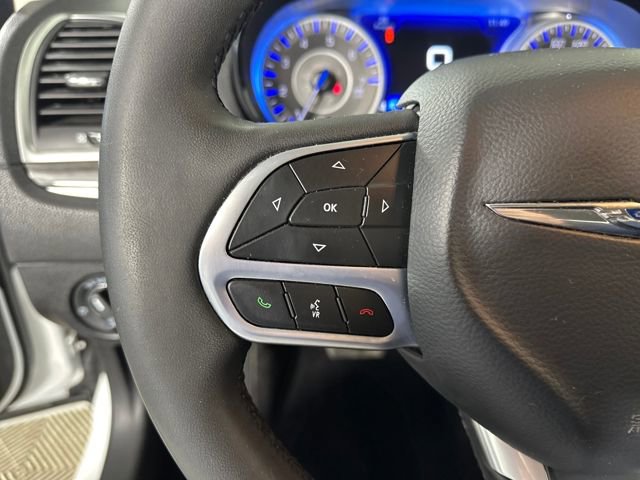 Used 2022 Chrysler 300 Touring L image 15