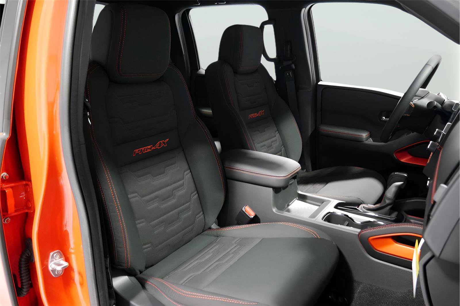 New 2025 Nissan Frontier PRO-4X image 15