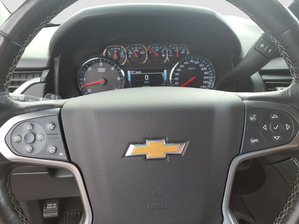 Used 2020 Chevrolet Suburban Premier AWD/4WD image 20