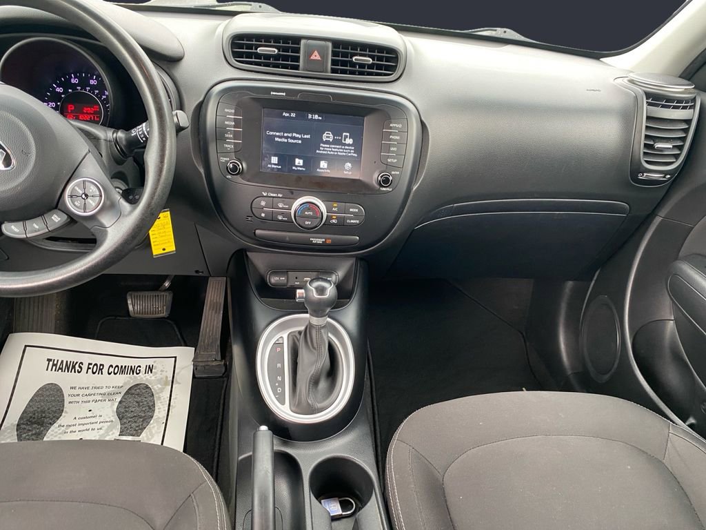 Used 2018 Kia Soul w/ Option Group 020 FWD image 11