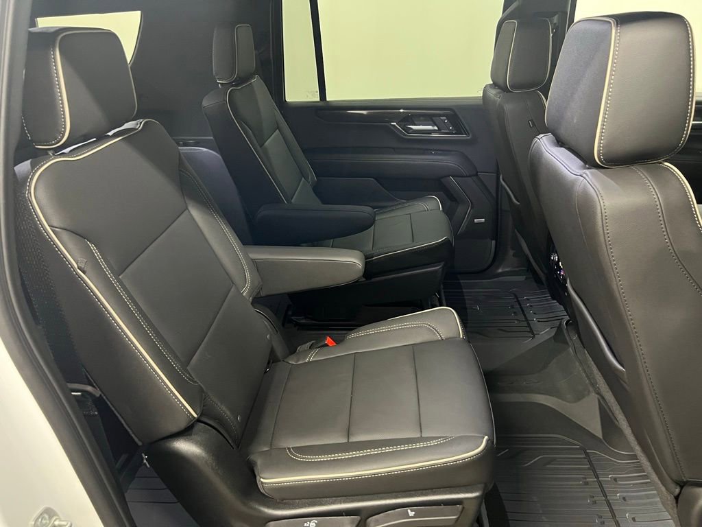 New 2026 GMC Yukon XL Elevation w/ LPO, Floor Liner Package image 37