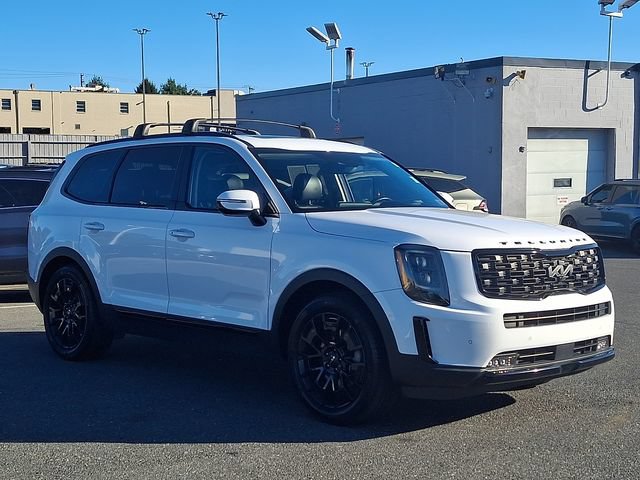 Used 2022 Kia Telluride SX w/ SX Prestige Package AWD/4WD image 3
