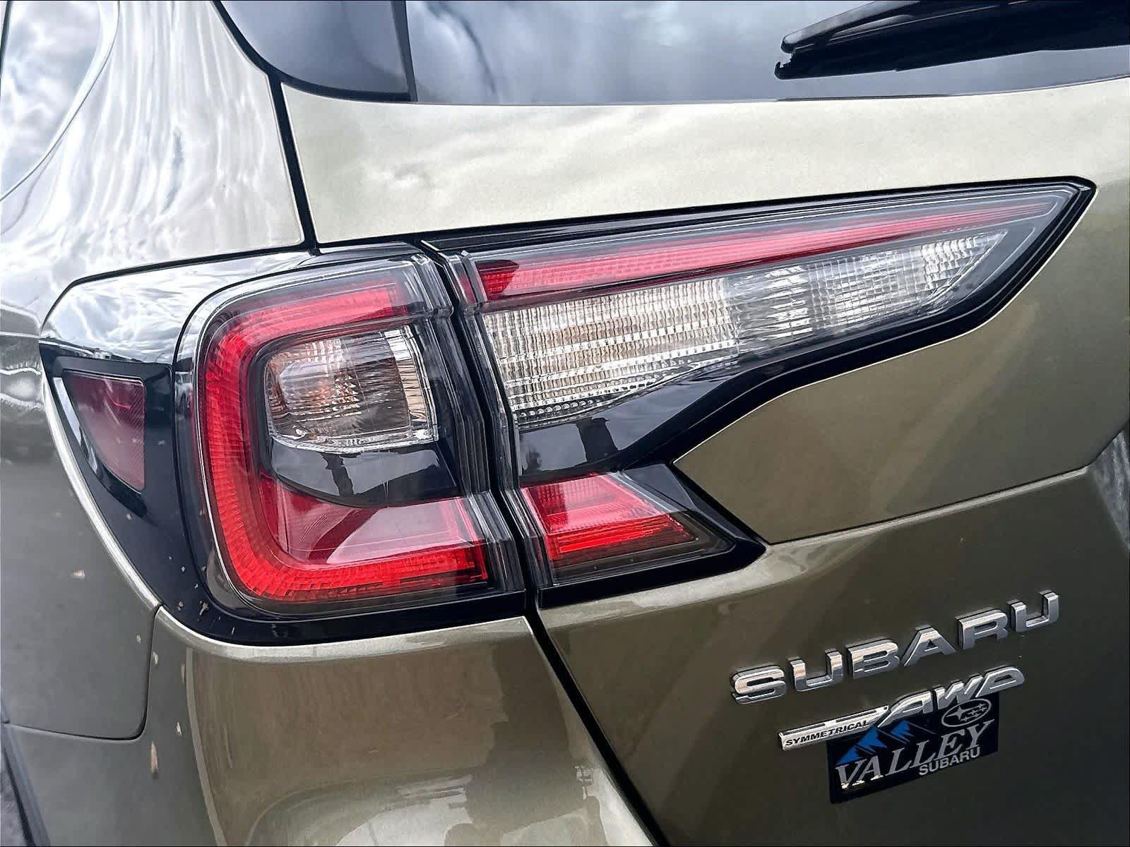 Used 2021 Subaru Outback Premium AWD/4WD image 24