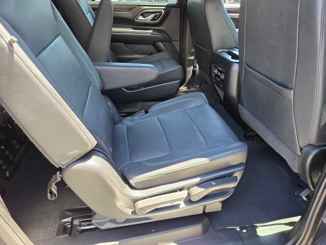 Certified 2022 Chevrolet Suburban Z71 w/ Luxury Package AWD/4WD image 15