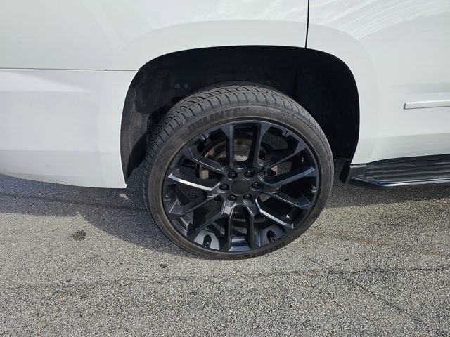 Used 2019 Chevrolet Tahoe Premier w/ RST 6.2L Performance Edition RWD image 12